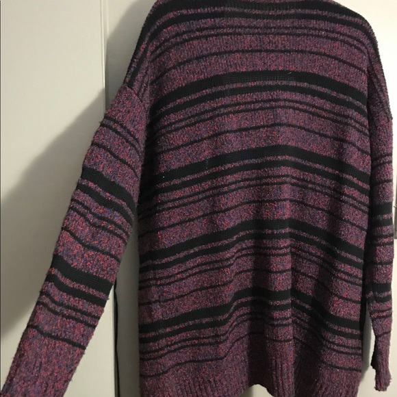 Sweater - Picture 3 of 4